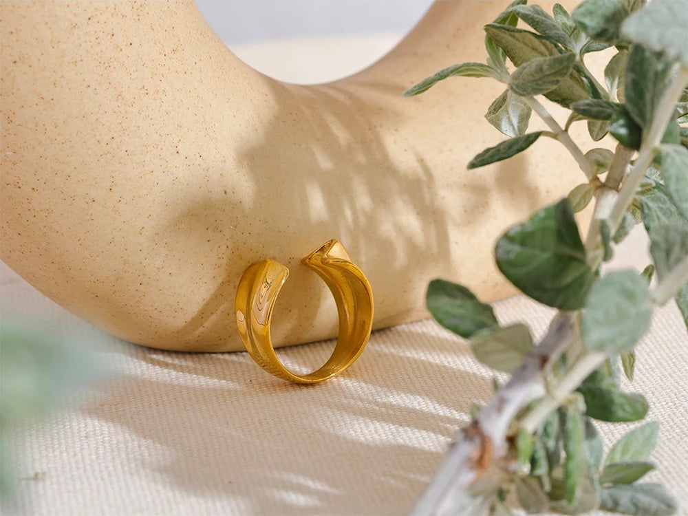 Geometric Open Statement Texture Ring - Ecru