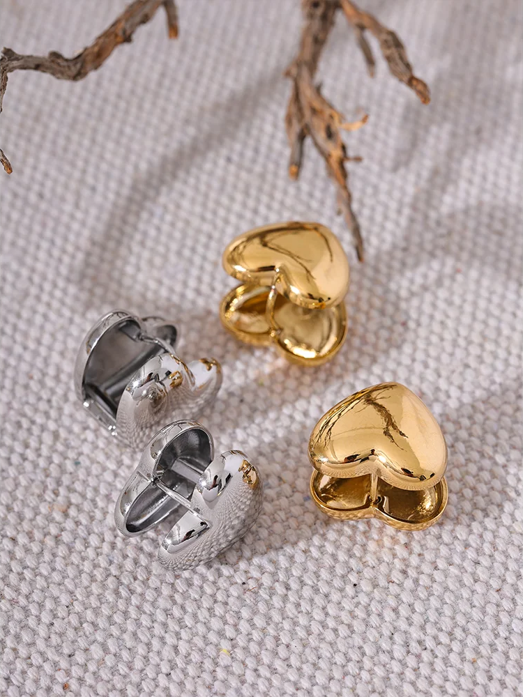 Heart Love Double Face Earrings - Ecru