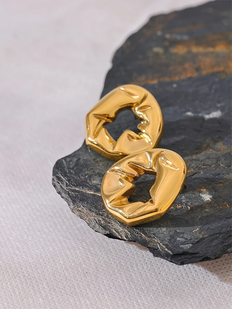 Hollow Geometric Statement Texture Earrings - Ecru