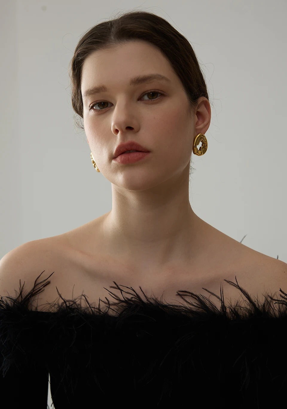 Hollow Geometric Statement Texture Earrings - Ecru