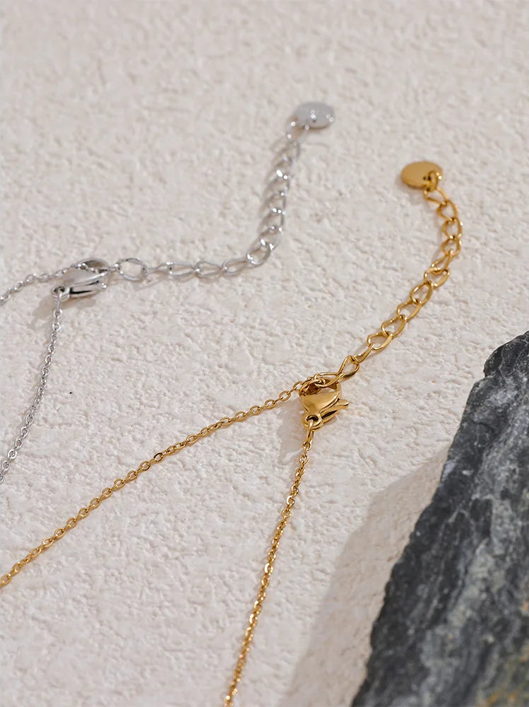 Premium Minimalist Timeless Pendant Necklace - Ecru