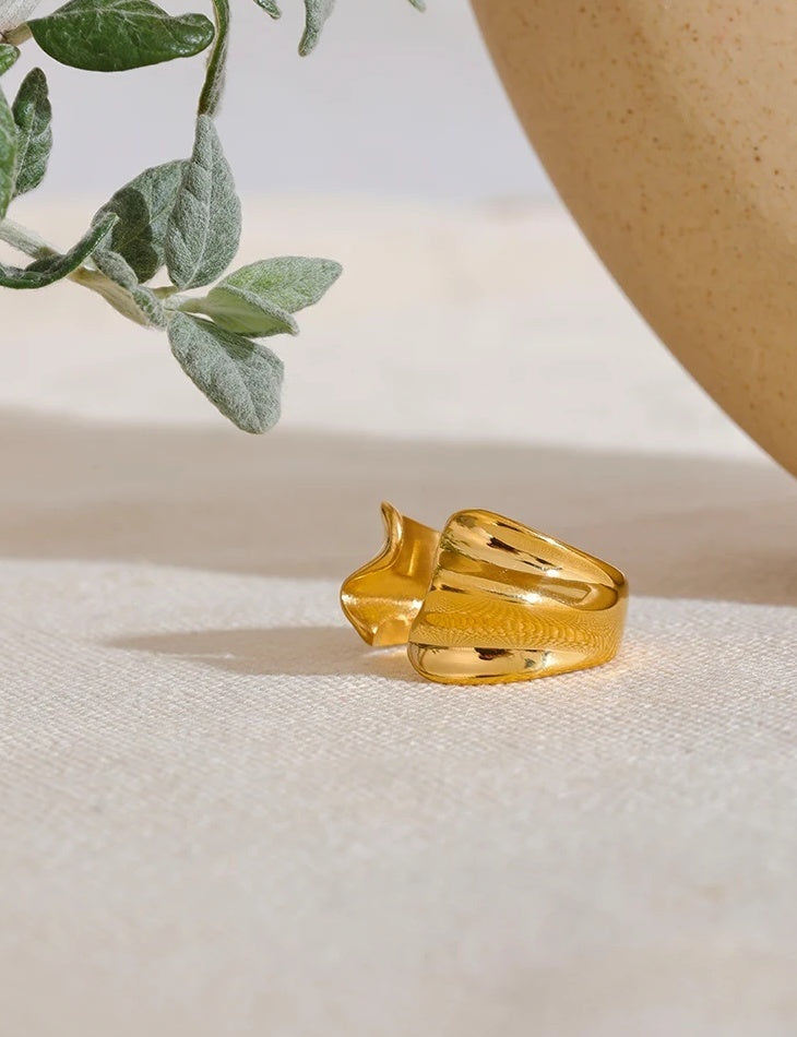 Geometric Open Statement Texture Ring - Ecru