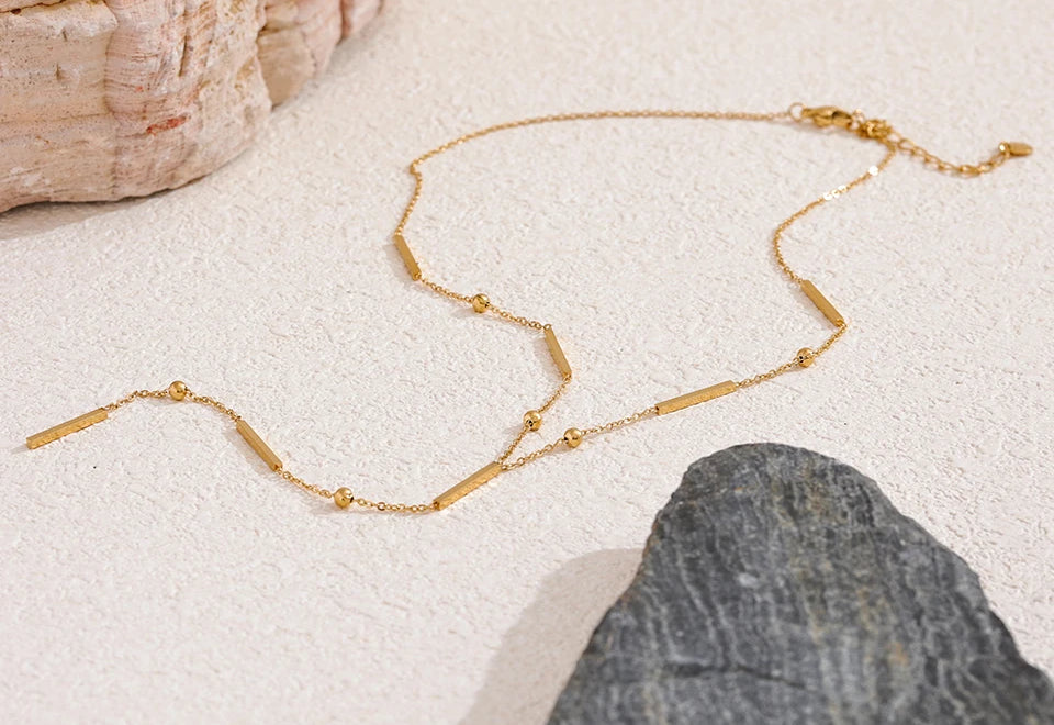 Premium Minimalist Timeless Pendant Necklace - Ecru
