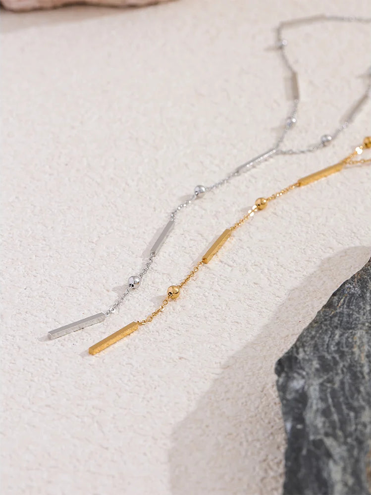 Premium Minimalist Timeless Pendant Necklace - Ecru