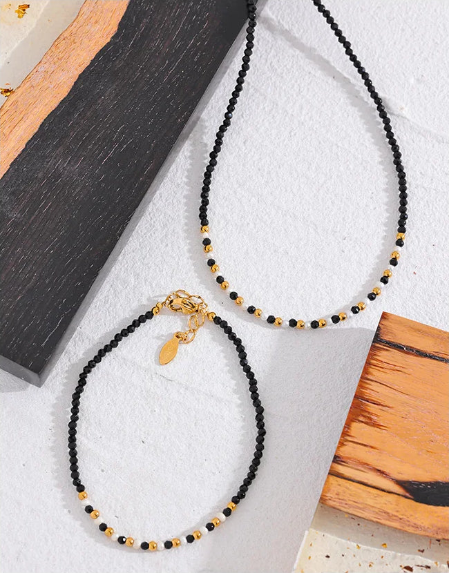 Refinedblack Crystal Pearl Beaded Necklace - Ecru